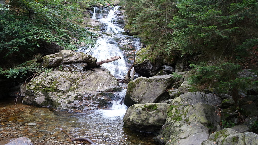 Rundweg Riesloch-Wasserfälle