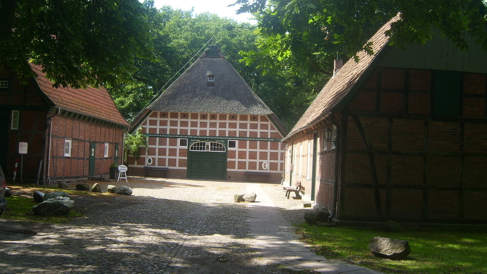 Rotenburg(Wümme)-Scheeßel mit Abstecher zur Ahauser Mühle