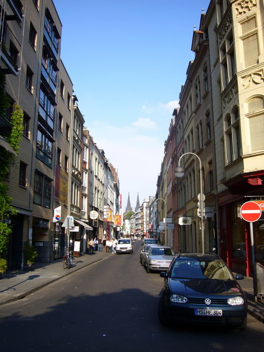 Friesenplatz-Grüngürtel-Friesenplatz 
