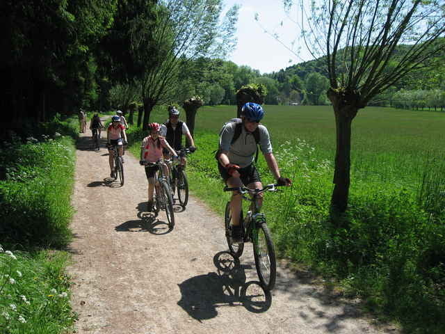 HvdH-27 "Angerbach Tour 1 (MTB-Einsteiger bzw. Familientour) - von der A44 - Abfahrt Ratingen Schwarzbach - aus"
