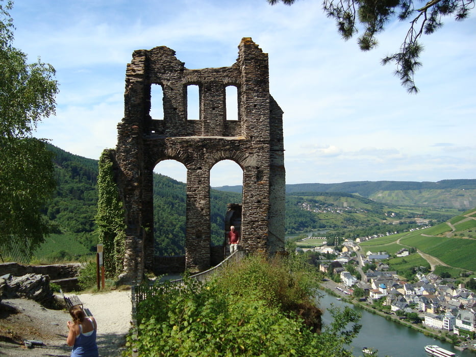 Ritje ruïne Grevenbruch en Bernkastel