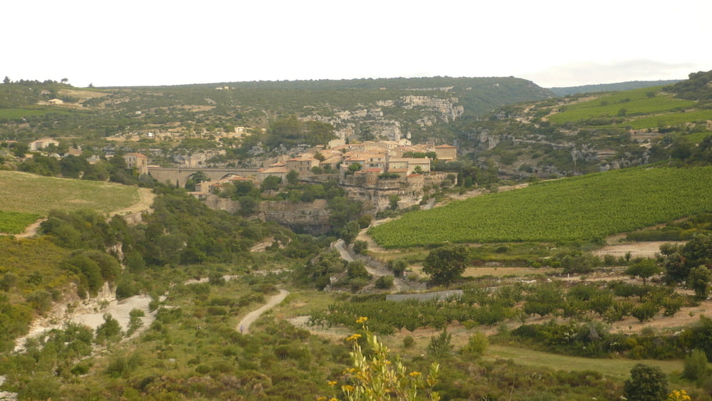 Minerve und Canyon de la Cesse