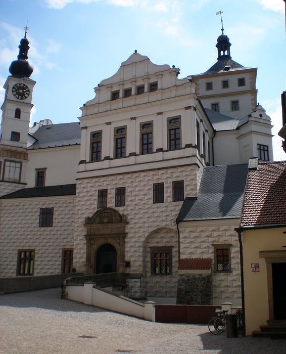 Hradec Král. -Sezemice -Pardubice -Stéblová -Březhrad