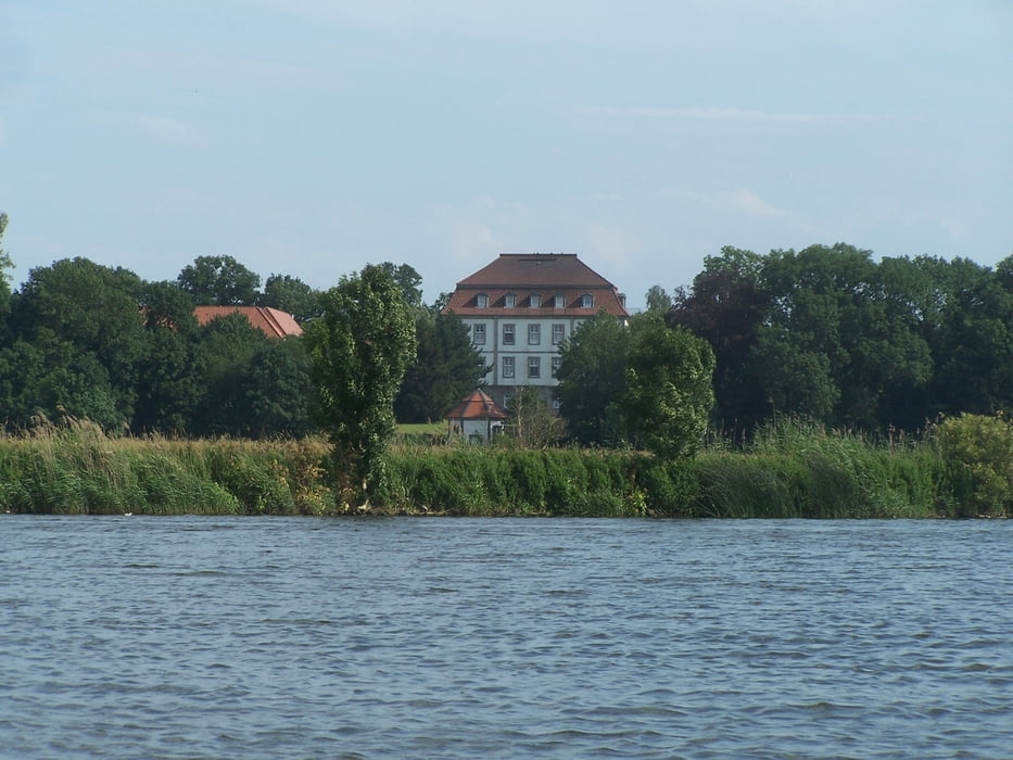Kanu auf der Weser bei Schlüsselburg