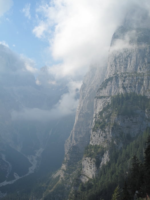 Kurze Runde unter dem Croz dell'Altissimo