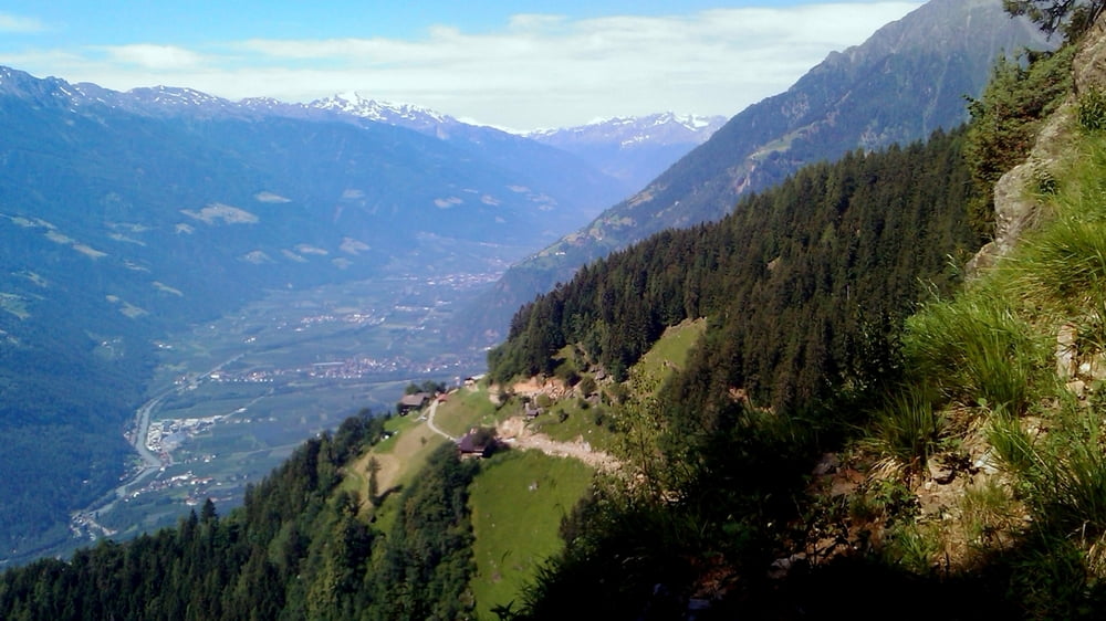Wandern Südtirol: Dorf Tirol- Leiteralm zum Spronser Tal