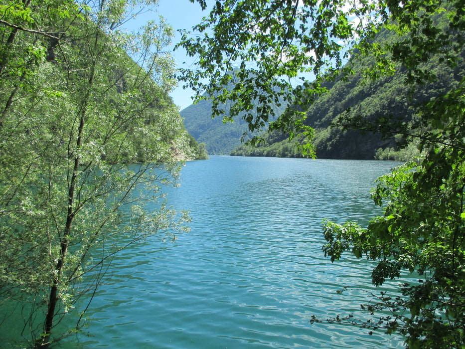 Sentiero Val Falcina Lago del Mis