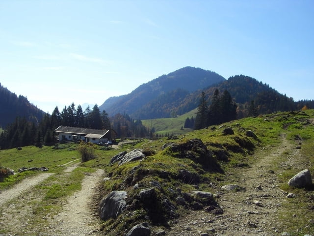 Von Nussdorf rund um die Hochries über Trockenbachtal