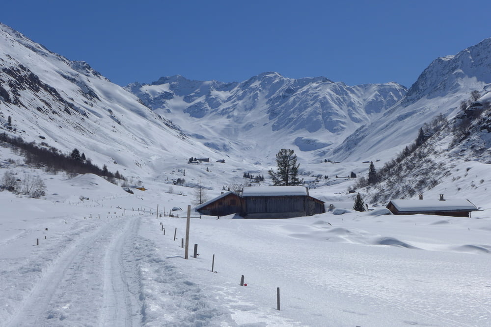 Winterwandern zwischen Teufi, Dürrboden und Davos Dorf im Dischmatal