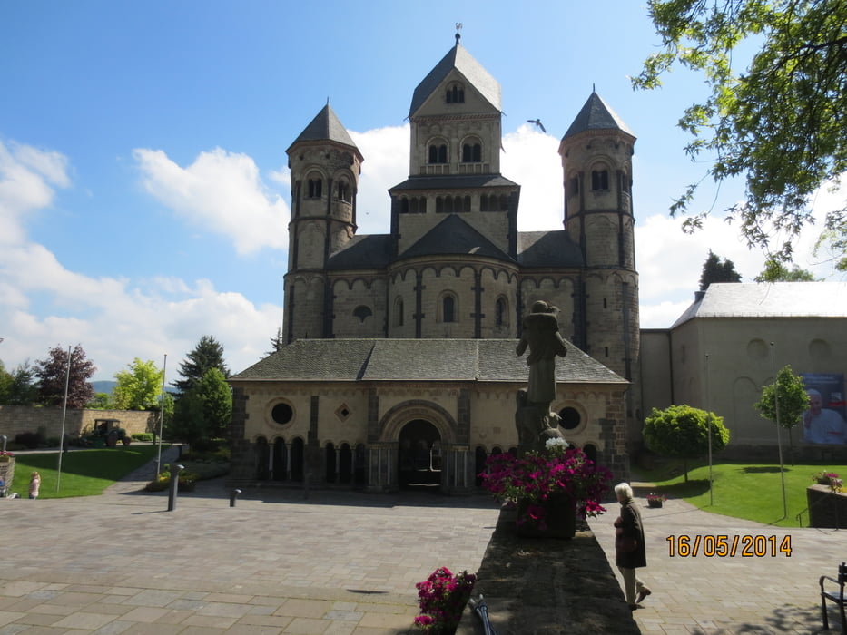 Kloster Maria Laach, Wingerts Bergwand, Krufter Ofen, Laacher See (Vulkaneifel)