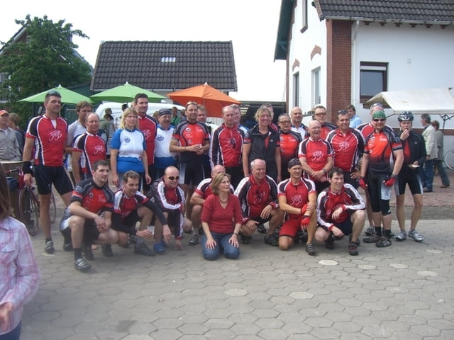 Zwischen Glückstadt und Wedel mit Elbquerung