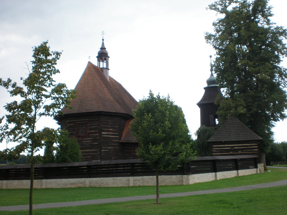 Hradec Králové -Chvojenec -Veliny -Čermná -Týniště -Běleč