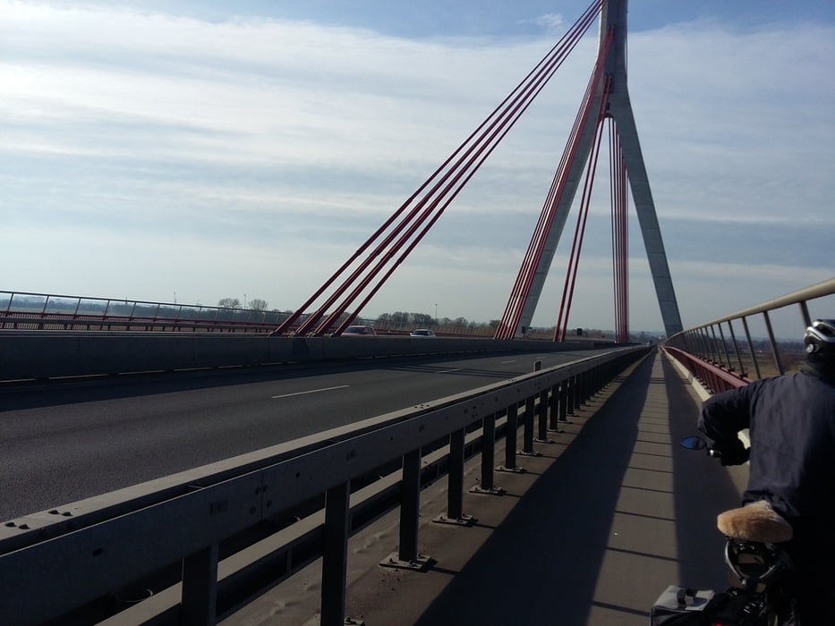 Tour zum Rhein