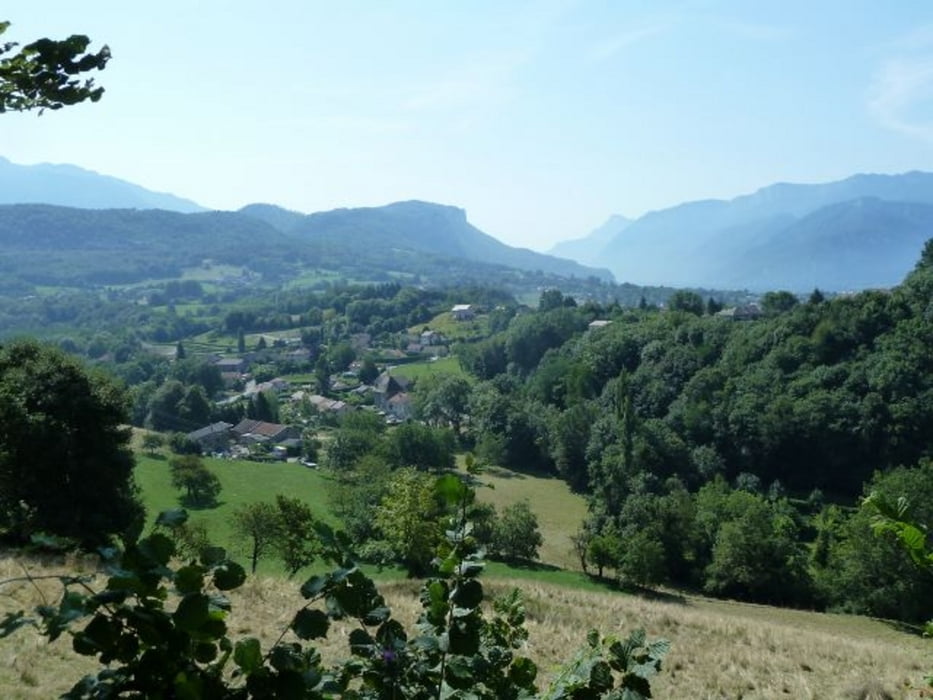 Von Voiron nach Entre-Deux-Guiers