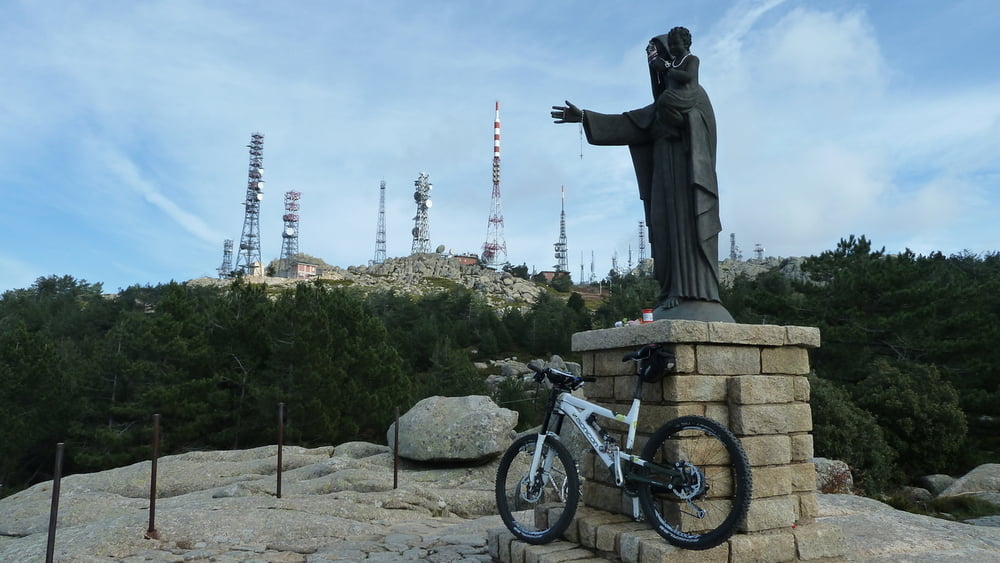 Auf den Monte Limbara (mit Tourenoptionen)