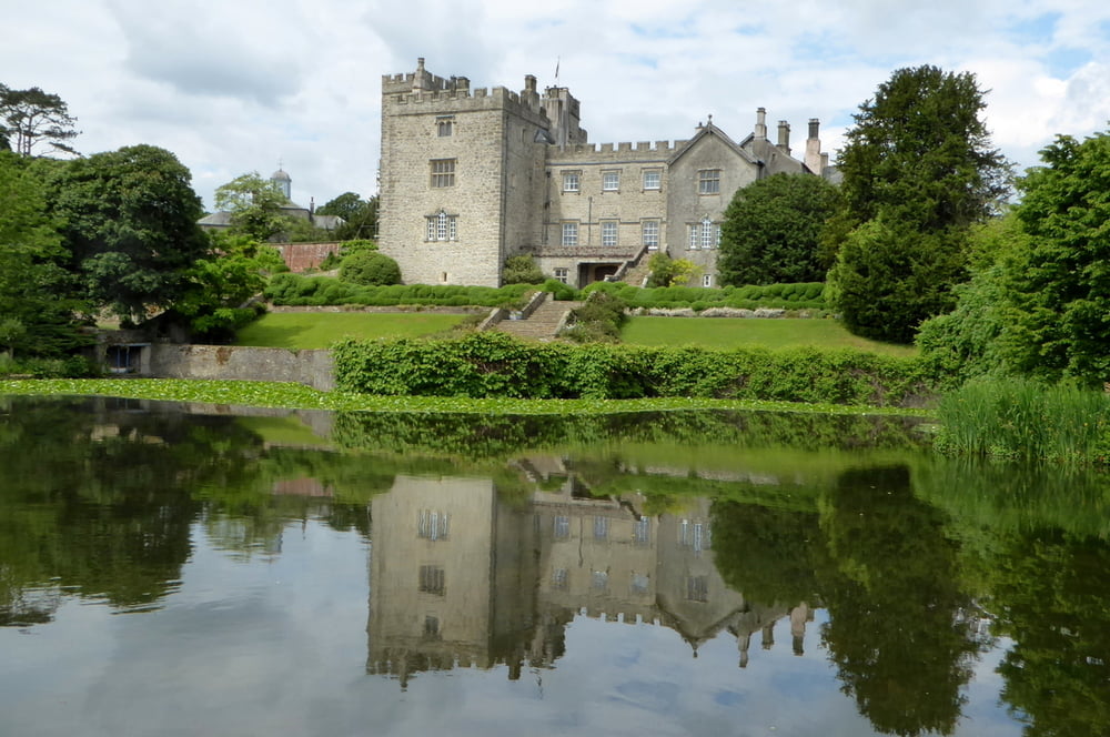 Von Sizergh Castle entlang des Rivers Kent nach Kendal