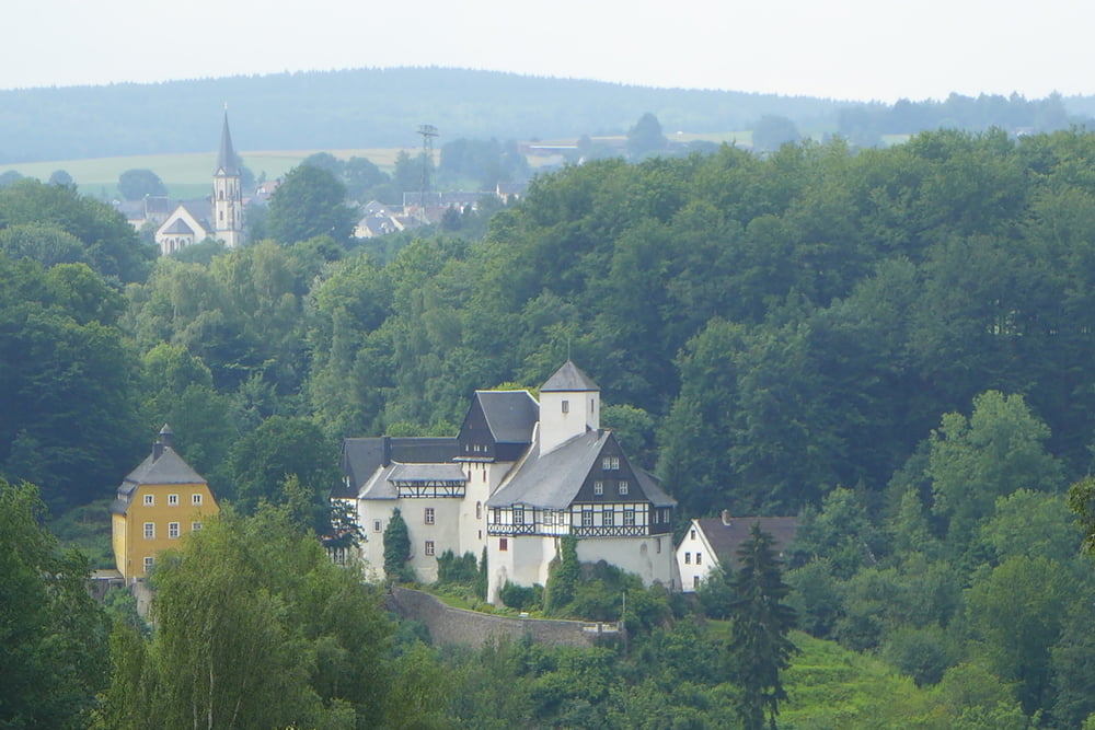 Burg oder auch Schloss Rauenstein im Flöhatal von FG