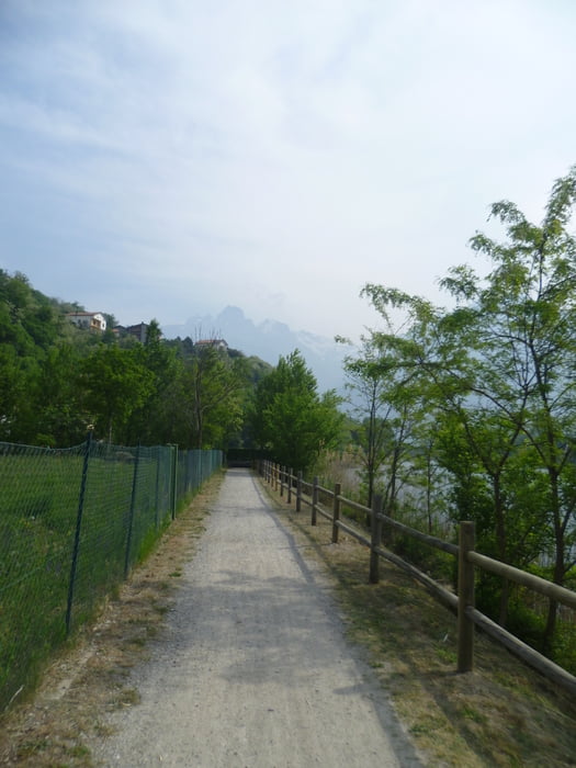 Zum Forte M.- Lusardi und Forte di Fuentes