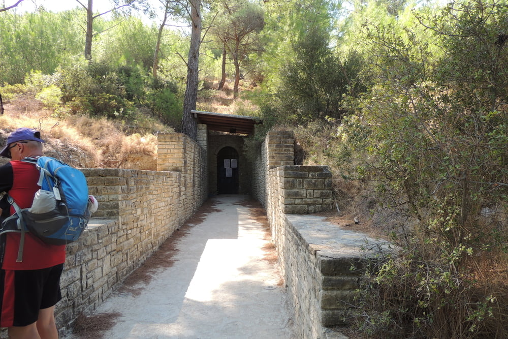 Rund um den Eupalinos Tunnel