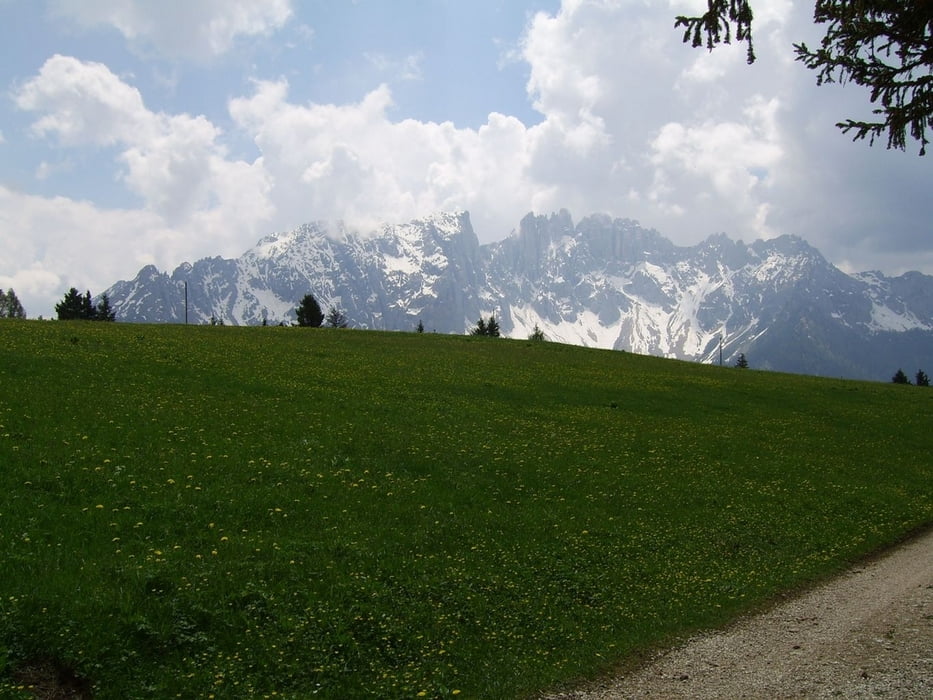 Welschnofen Richtung Nigerpass und Heinzenalm