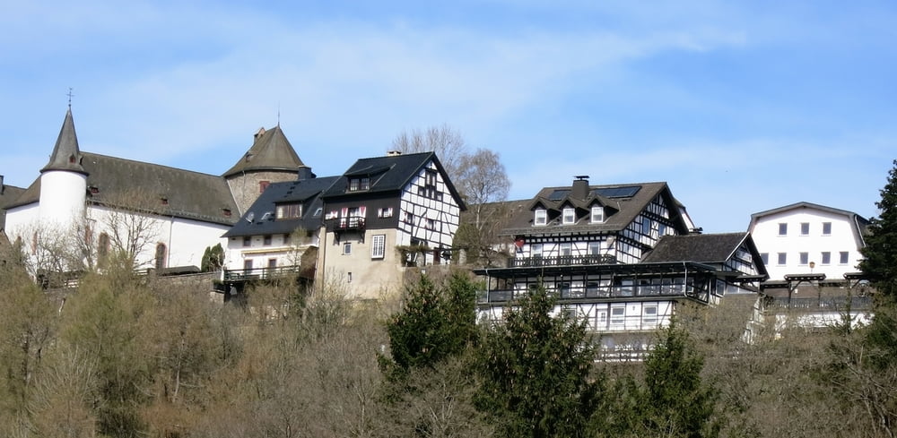 Genußwanderung an der Wildenburg (Eifel)