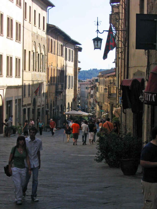 Cortona (Terentola) nach Arezzo