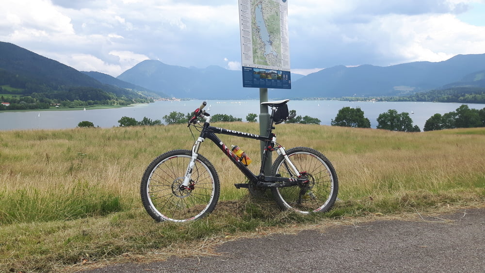 Moser Bike Guide 8 - Genußtouren Oberbayern 2 - Tour 31 - Otterfinger Mangfalltal-Tegernsee-Fahrt