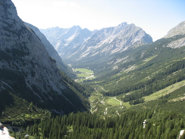 Mittenwald-Karwendelhaus-Falkenhütte