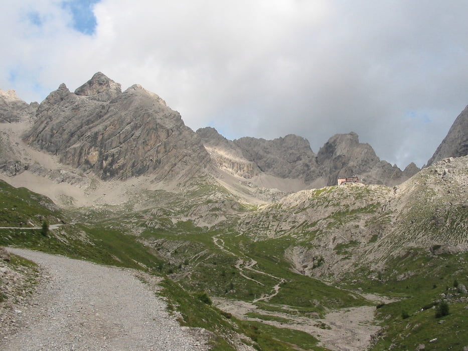 Lienzer Dolomiten - from Lienzer Dolomiten Hütte (1620 m n.m.) to Karlsbader Hütte (2260 m a.s.l.)
