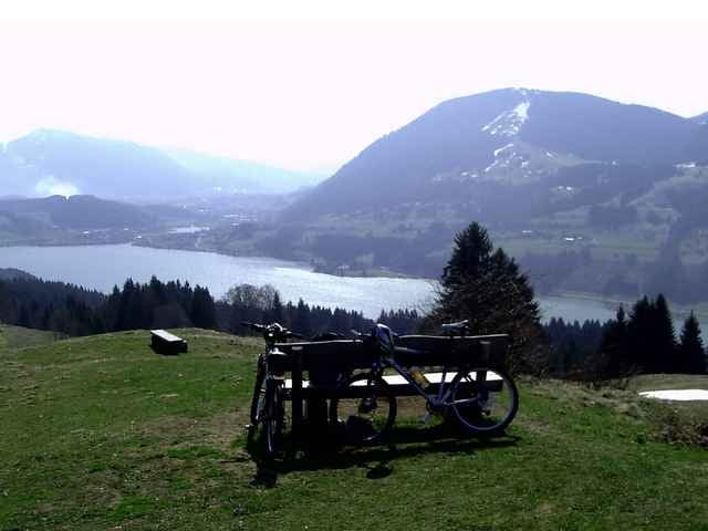 Karl-Hirnbein-Weg