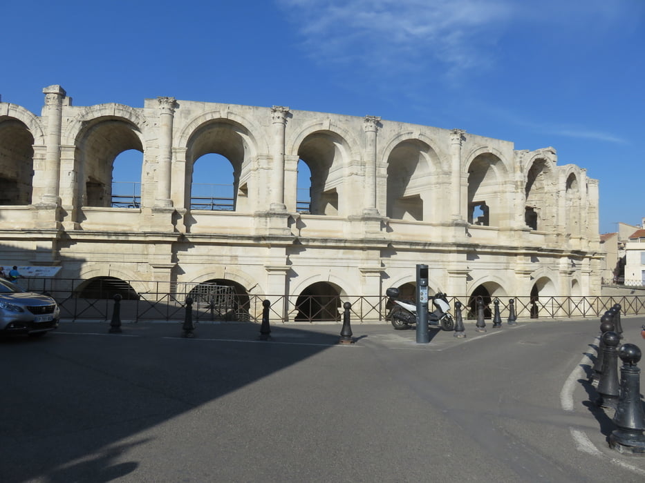 Pierrelatte – Carcassonne – Pierrelatte  Etappe 9 – Arles bis Avignon