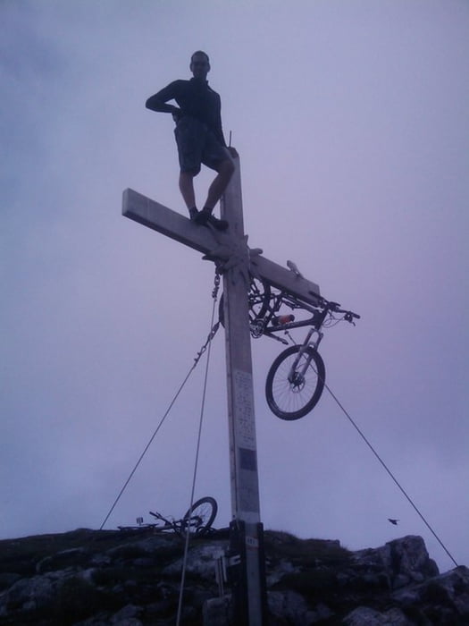 Vorderberg - Werbutz Alm - Feistritzer Alm - Oisternig - Lom Sattel - Koutschitz Alm