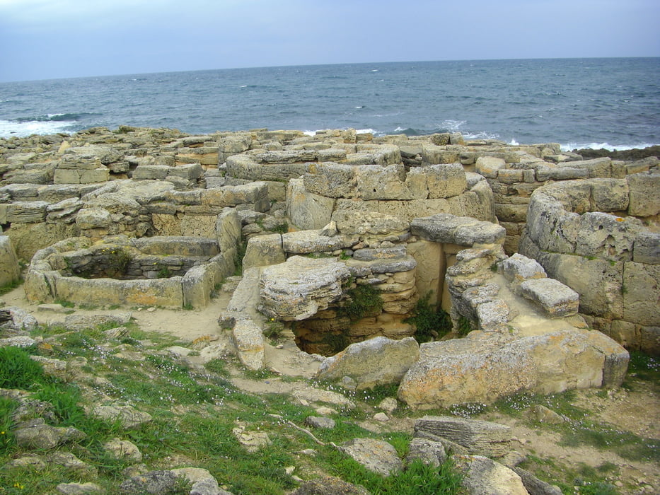 Strandwanderung zu antiken Ausgrabungen