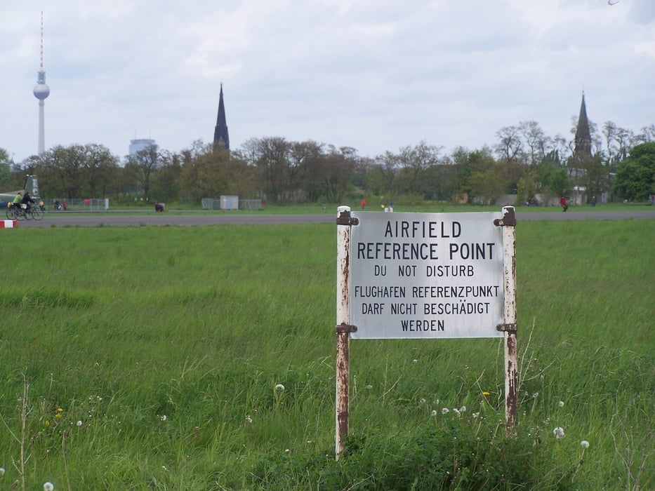 Flughafen Tempelhof - Eine Erkundung
