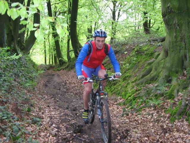 HvdH-26 "Angerbach Tour 2 (linksherum) - von der A44 - Abfahrt Schwarzbach - aus"