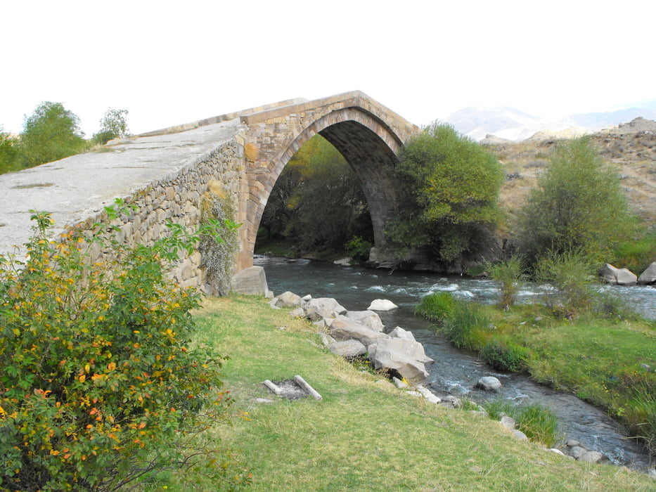 Armenia - Vernashen -  Ponte via della seta - Arkazi S. Khach mon.