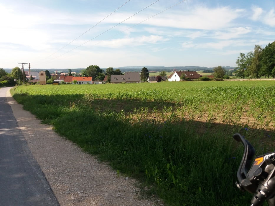 Von Herrieden um den Dennenloher See