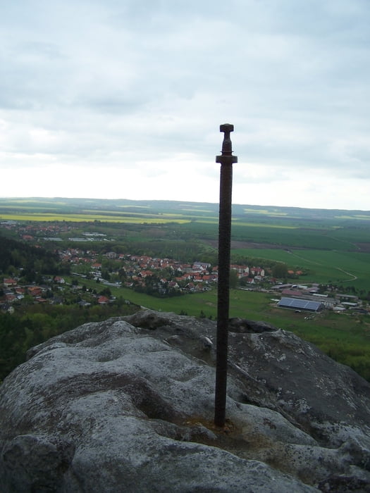 Langenstein-Hoppelstein-Tönningsberg-KZ Zwieberge-Langenstein