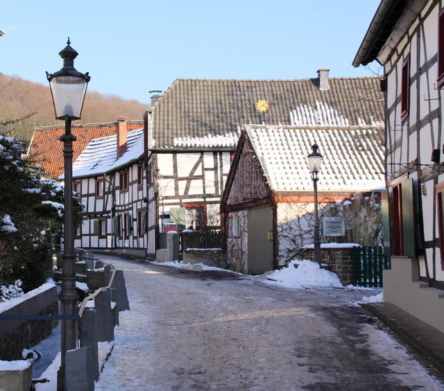 Durchs Annatal zur Löwenburg und den großen Breiberg