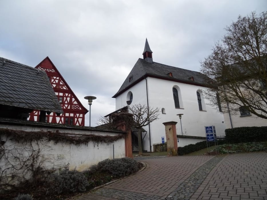 Kurze Runde von Niederselters zum Kloster Gnadenthal