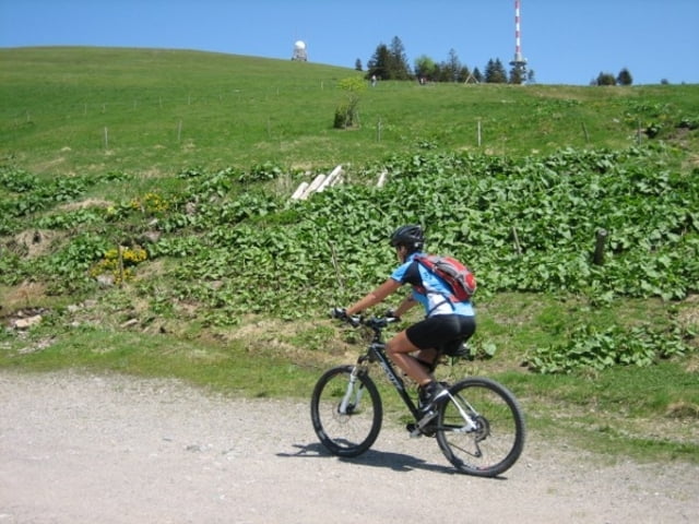 Kirchzarten rot kombiniert mit Feldberg