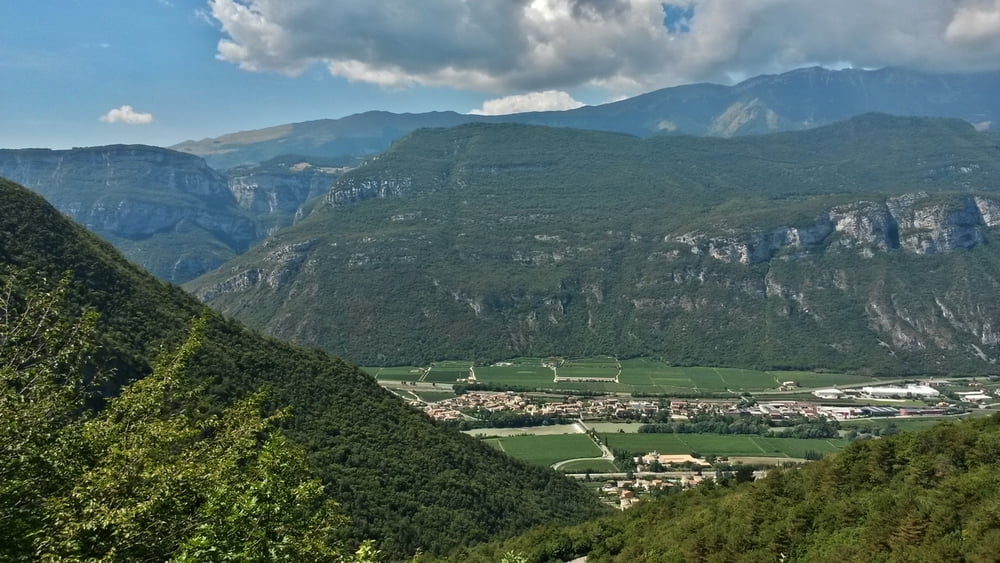 Passo del Branchetto, Passo Fittanze, Fosse