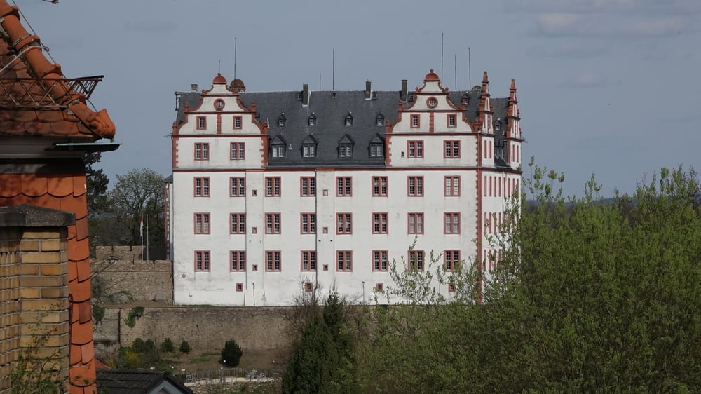 Rundwanderung zum Schloss Lichtenberg