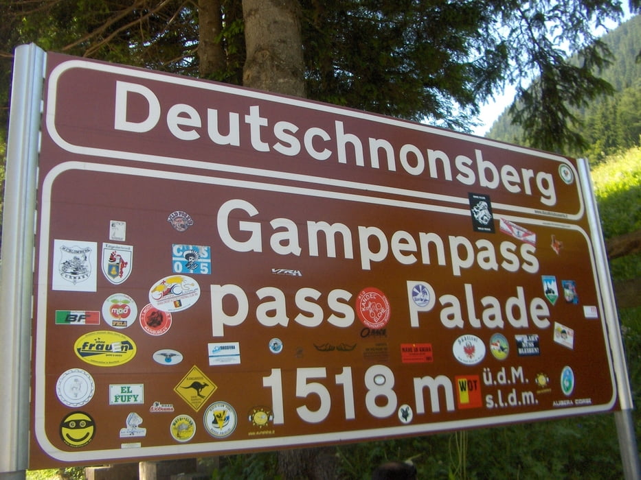 Gampenjoch-Mendelpass
