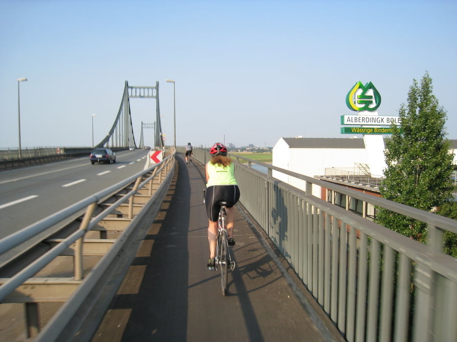 HvdH 65 - 2 Brücken Rheinrunde