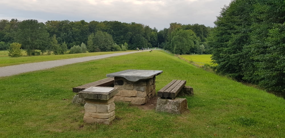 Infopunkt_Damm_Mühlenriede_in_Ehmen