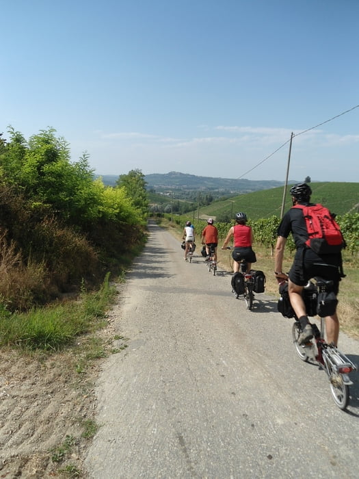 From Asti to Genoa by touring bike