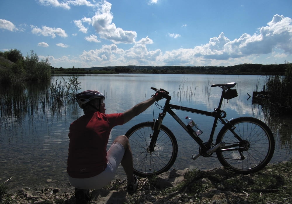 Rudern, radeln und schwimmen Oberrieder Weiher Radelnanders Raum Krumbach Schwaben Kreis Günzburg Mittelschwäbische Nachrichten Radführer West Augsburger Allgemeine