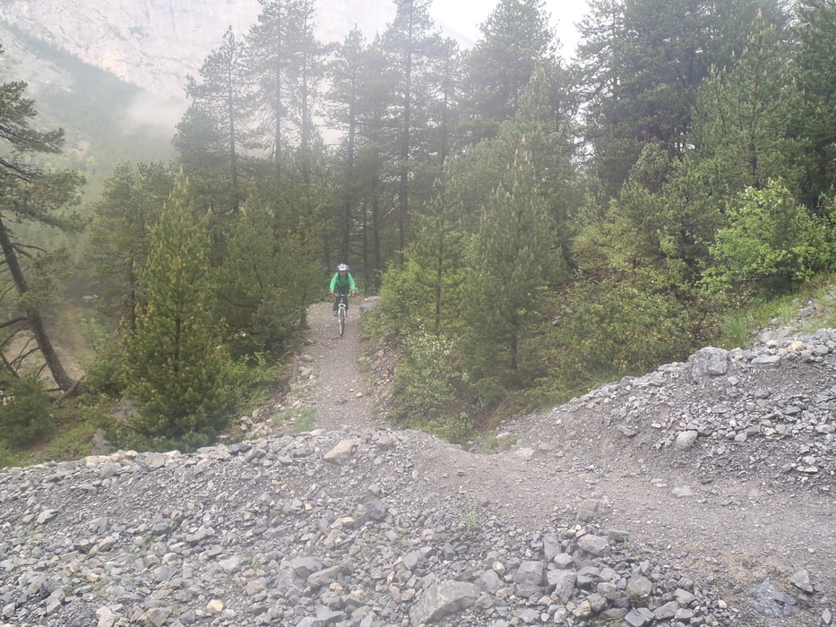 Vallee Etroite