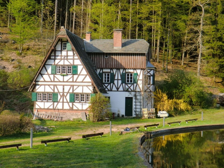 Buchwald-Jagdschlösschen-Teufelskanzel-Wildfrauenhöhle
